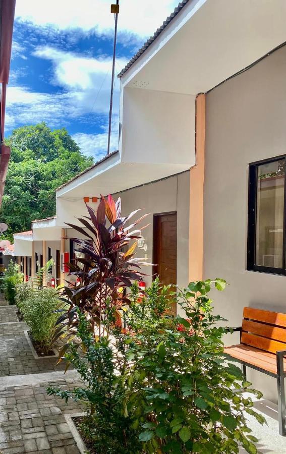 Cebuana'S Travellers Inn Coron Dış mekan fotoğraf